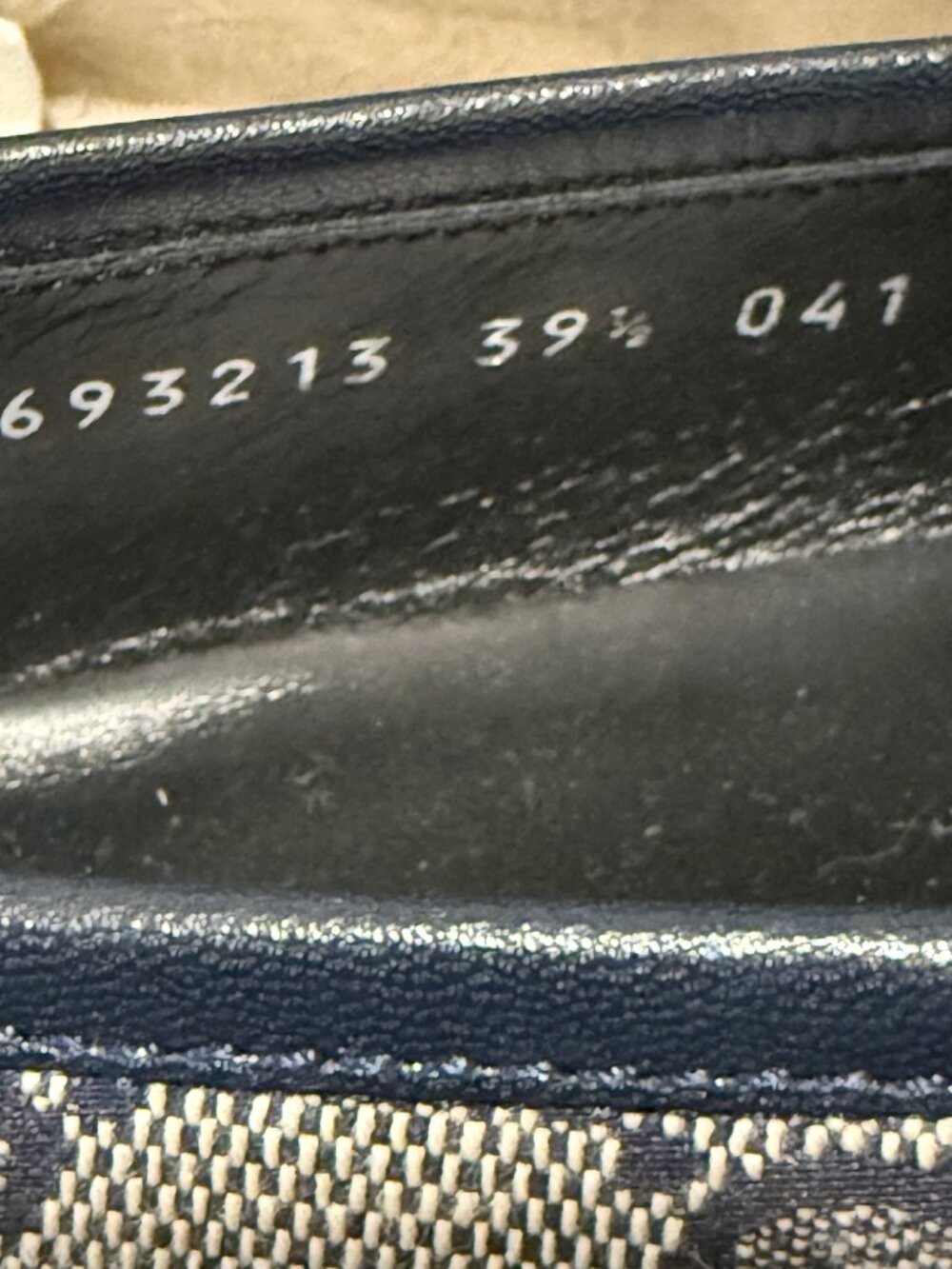 Gucci Jordaan Horsebit Loafers - Picture 13 of 14